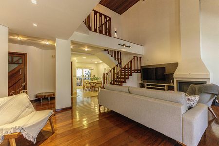 Sala de casa à venda com 4 quartos, 300m² em Jardim Itu, Porto Alegre