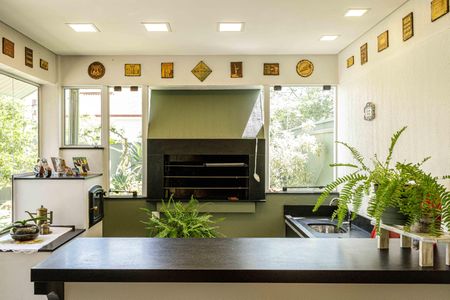 Casa à venda com 300m², 4 quartos e 2 vagassala 3 