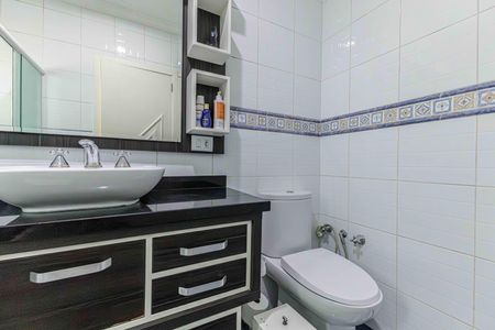 Casa à venda com 300m², 4 quartos e 2 vagasBanheiro Social 1 
