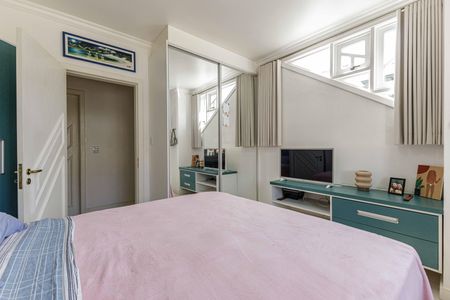 Casa à venda com 300m², 4 quartos e 2 vagasQuarto 1 