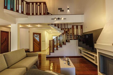 Casa à venda com 300m², 4 quartos e 2 vagasSala