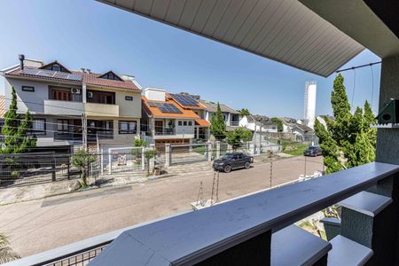 Casa à venda com 300m², 4 quartos e 2 vagasSacada do Quarto 2 