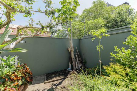 Casa à venda com 300m², 4 quartos e 2 vagasJardim