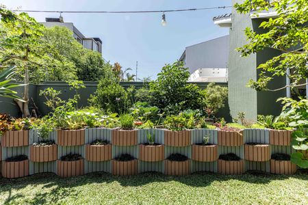 Casa à venda com 300m², 4 quartos e 2 vagasJardim