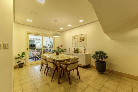 Casa à venda com 300m², 4 quartos e 2 vagasSala 2