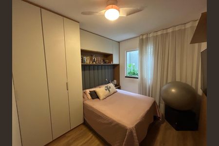 Quarto de casa para alugar com 3 quartos, 150m² em Vila Valqueire, Rio de Janeiro