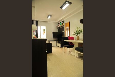 Sala de apartamento à venda com 3 quartos, 64m² em Baeta Neves, São Bernardo do Campo