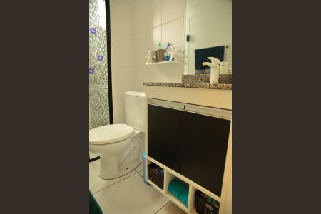 Apartamento à venda com 64m², 3 quartos e 2 vagasBanheiro Social 