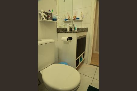 Apartamento à venda com 64m², 3 quartos e 2 vagasBanheiro Social 