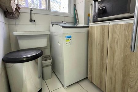 Apartamento à venda com 64m², 3 quartos e 2 vagasÁrea de Serviço