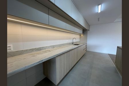 Apartamento para alugar com 123m², 2 quartos e 2 vagas Apartamento para alugar com 123m², 2 quartos e 2 vagasCozinha