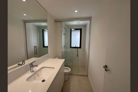 Apartamento para alugar com 123m², 2 quartos e 2 vagas Apartamento para alugar com 123m², 2 quartos e 2 vagasBanheiro da Suíte 1