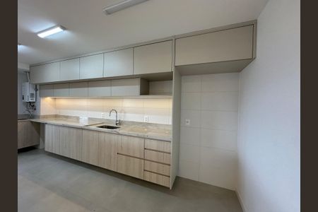 Apartamento para alugar com 123m², 2 quartos e 2 vagas Apartamento para alugar com 123m², 2 quartos e 2 vagasCozinha