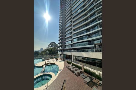 Apartamento para alugar com 123m², 2 quartos e 2 vagas Apartamento para alugar com 123m², 2 quartos e 2 vagasÁrea comum - Piscina