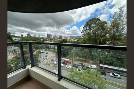 Apartamento para alugar com 123m², 2 quartos e 2 vagas Apartamento para alugar com 123m², 2 quartos e 2 vagasVaranda