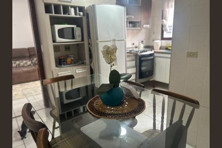 Apartamento para alugar com 120m², 4 quartos e sem vaga Apartamento para alugar com 120m², 4 quartos e sem vagaCozinha