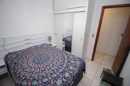 Apartamento para alugar com 120m², 4 quartos e sem vaga Apartamento para alugar com 120m², 4 quartos e sem vagaQuarto