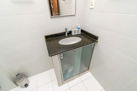 Apartamento para alugar com 66m², 2 quartos e sem vaga Apartamento para alugar com 66m², 2 quartos e sem vagaBanheiro