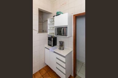 Apartamento para alugar com 66m², 2 quartos e sem vaga Apartamento para alugar com 66m², 2 quartos e sem vagaCozinha - Armários