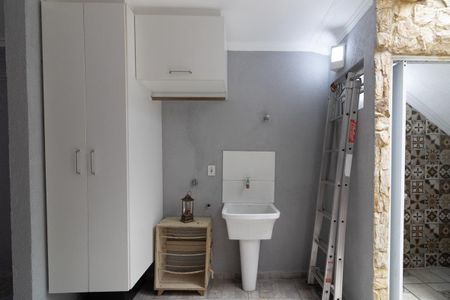 Casa à venda com 170m², 3 quartos e 4 vagasÁrea de Serviço