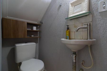 Casa à venda com 170m², 3 quartos e 4 vagasLavabo