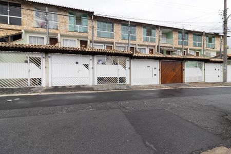 Casa à venda com 170m², 3 quartos e 4 vagasFachada