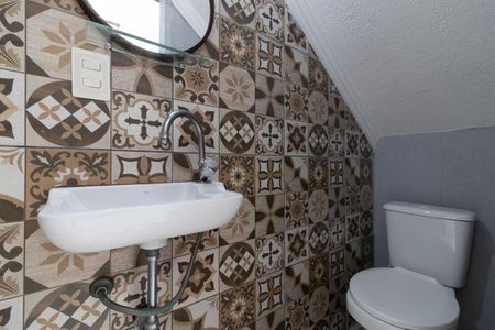 Casa à venda com 170m², 3 quartos e 4 vagasBanheiro de Serviço