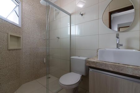 Casa à venda com 170m², 3 quartos e 4 vagasBanheiro da Suíte