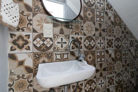 Casa à venda com 170m², 3 quartos e 4 vagasBanheiro de Serviço