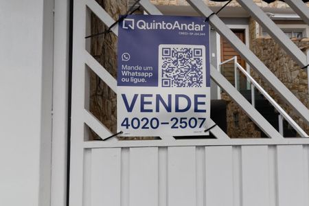 Casa à venda com 170m², 3 quartos e 4 vagasPlaquinha