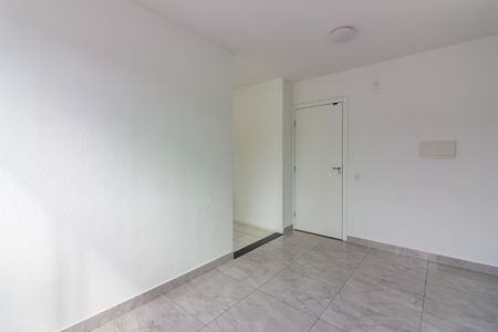 Sala  de apartamento para alugar com 2 quartos, 41m² em Jardim do Lago, Osasco