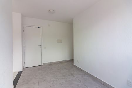 Sala  de apartamento para alugar com 2 quartos, 41m² em Jardim do Lago, Osasco