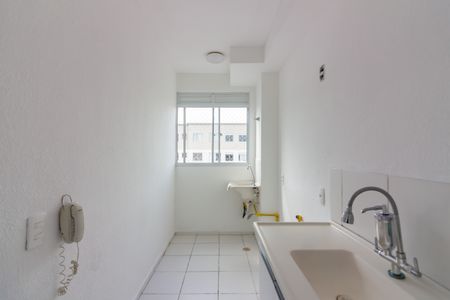 Cozinha  de apartamento para alugar com 2 quartos, 41m² em Jardim do Lago, Osasco