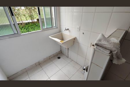 Apartamento para alugar com 39m², 2 quartos e 1 vagaCozinha e Área de Serviço