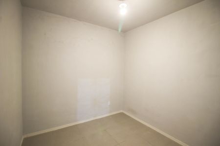 Quarto de apartamento para alugar com 1 quarto, 53m² em Santos Dumont, Nilópolis