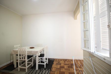 Sala 2 de apartamento para alugar com 2 quartos, 110m² em Rio Branco, Porto Alegre