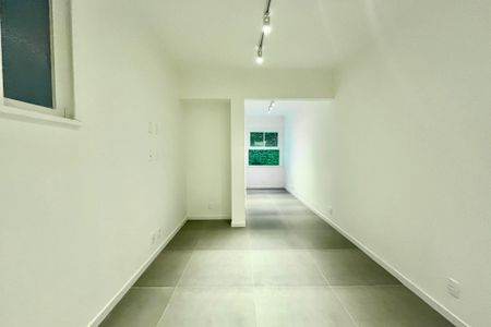 Apartamento à venda com 62m², 1 quarto e sem vagaSala 