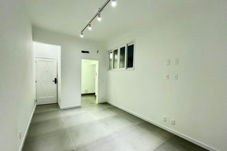 Apartamento à venda com 62m², 1 quarto e sem vagaSala 