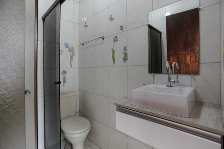 Casa para alugar com 240m², 3 quartos e 3 vagasBanheiro 2