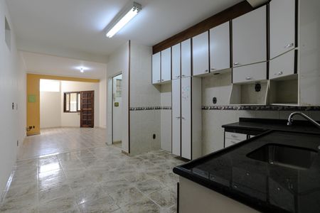 Cozinha de casa para alugar com 3 quartos, 240m² em Vila Suissa, Mogi das Cruzes