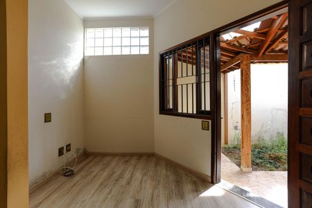 Casa para alugar com 240m², 3 quartos e 3 vagasSala