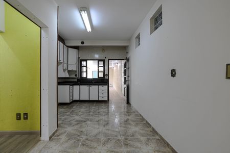 Casa para alugar com 240m², 3 quartos e 3 vagasSala