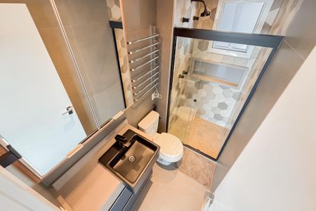 Apartamento à venda com 75m², 2 quartos e 2 vagasBanheiro Social