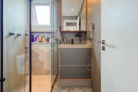 Apartamento à venda com 75m², 2 quartos e 2 vagasBanheiro da Suíte