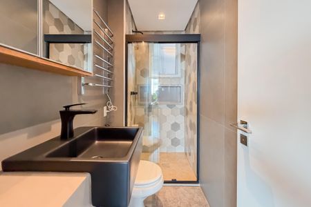 Apartamento à venda com 75m², 2 quartos e 2 vagasBanheiro Social