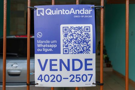 Casa à venda com 183m², 3 quartos e 2 vagasPlaca