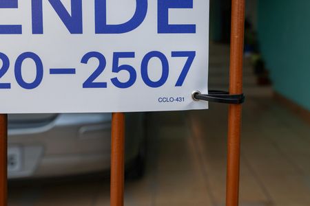 Casa à venda com 183m², 3 quartos e 2 vagasPlaca