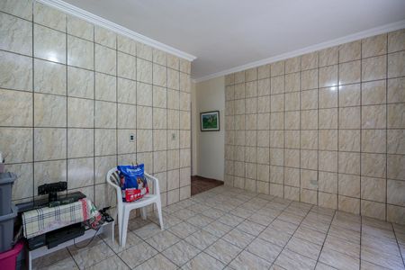 Casa à venda com 183m², 3 quartos e 2 vagasCozinha