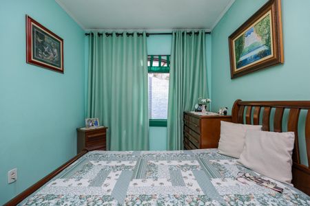 Casa à venda com 183m², 3 quartos e 2 vagasQuarto 2