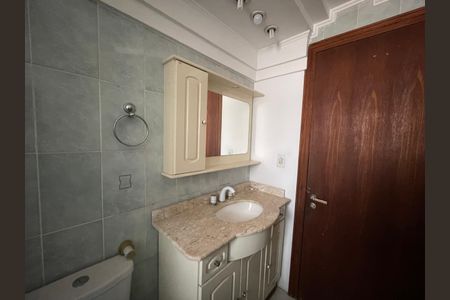 Apartamento para alugar com 149m², 4 quartos e 2 vagasBanheiro Social